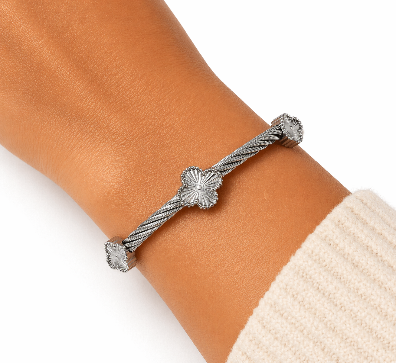 Silver  four leaf kada bracelets for women