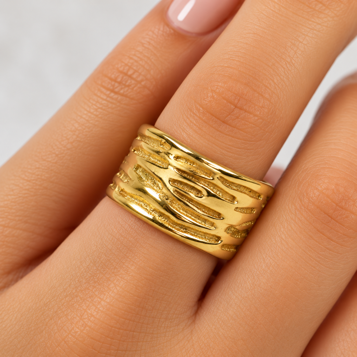Lava Style Gold Ring