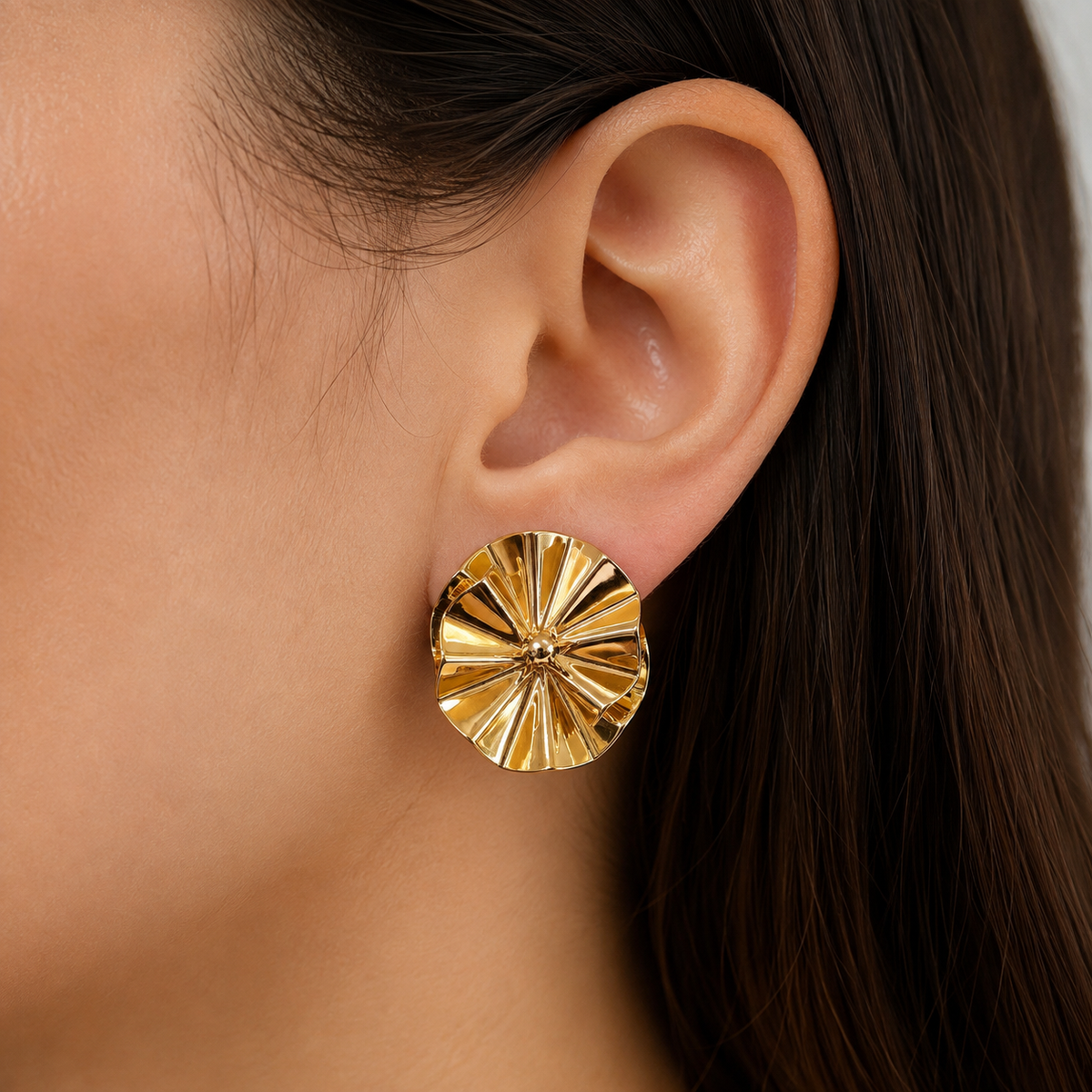 Golden flower Stud Earrings