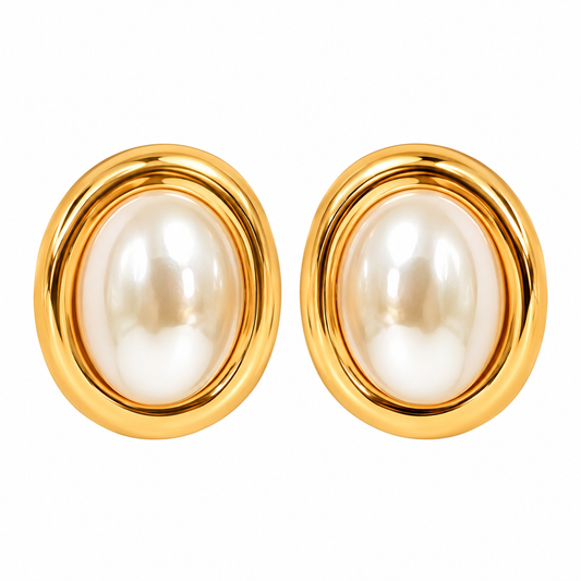 Oval style pearl stud earring