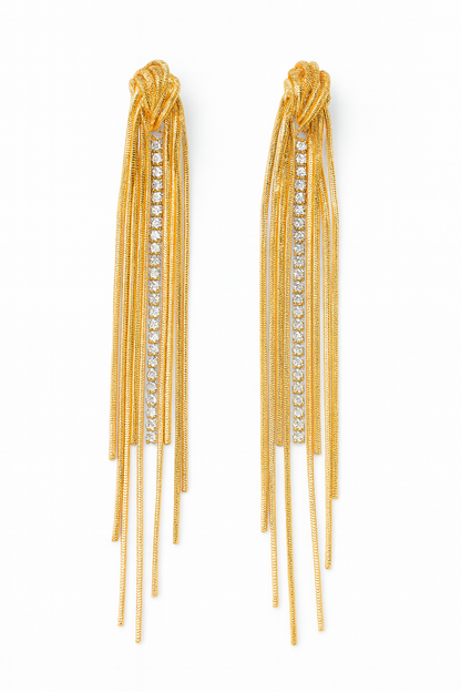 Elegant knot style golden tassel earring