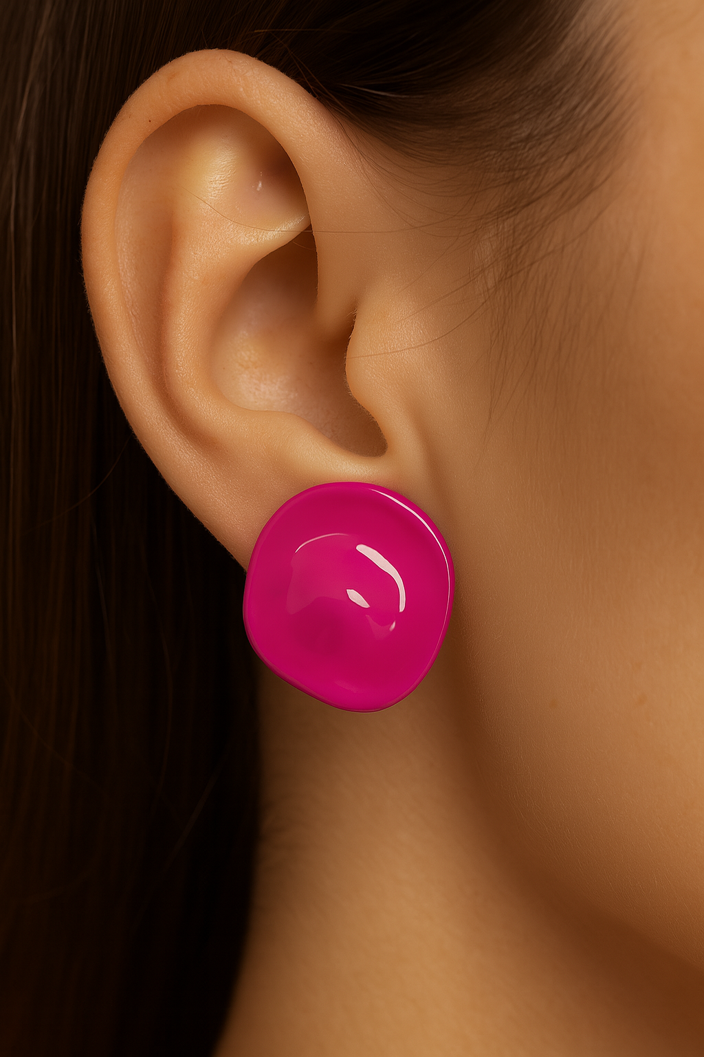 Stylish pink shaded large stud earring