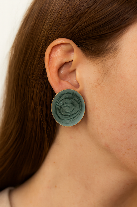 Classic oval style large stud earring