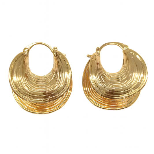 Bag style golden huggie earring