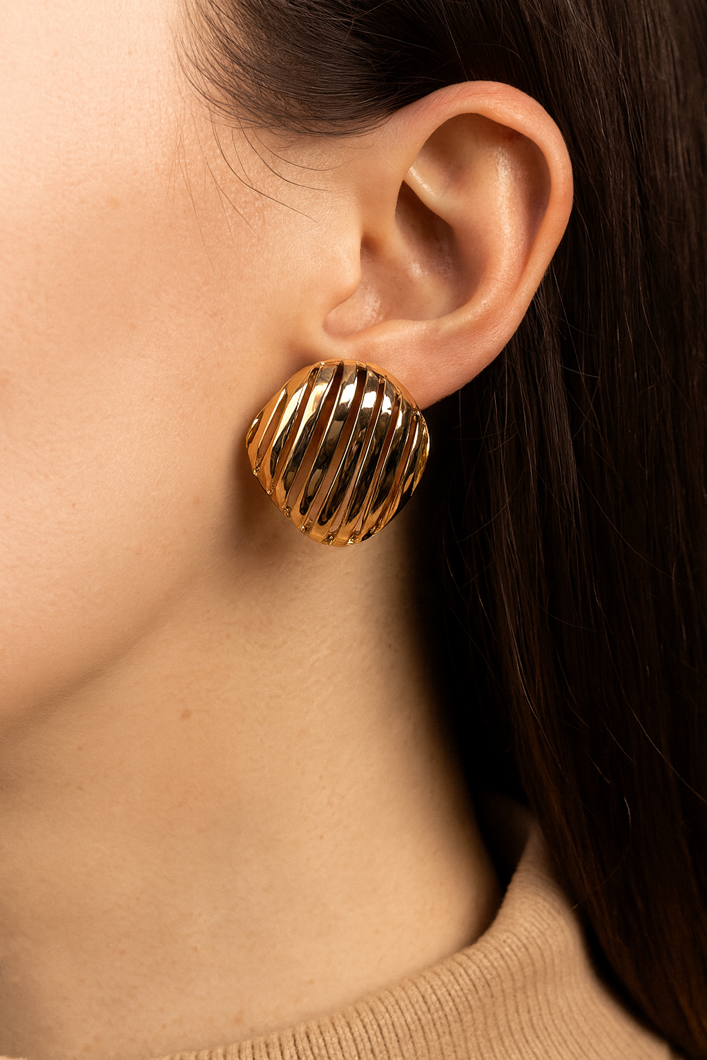 Square grill style golden stud earring