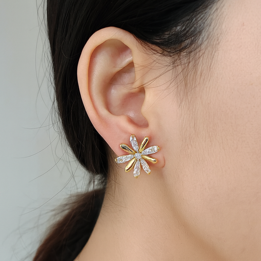 Elegant gold flower with diamonds stud earring