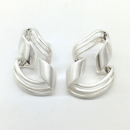 Unique design twisted silver stud earring