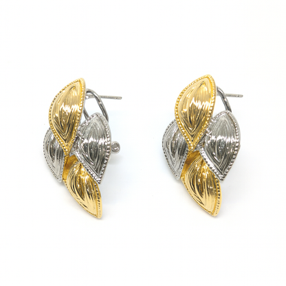 Attractive gold & silver leaf dangle earring