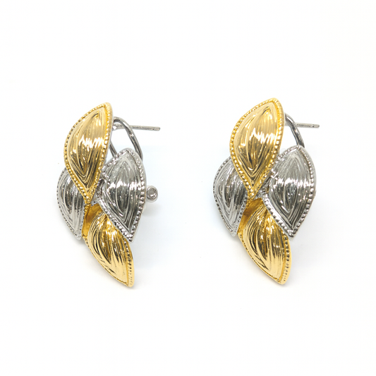 Attractive gold & silver leaf dangle earring