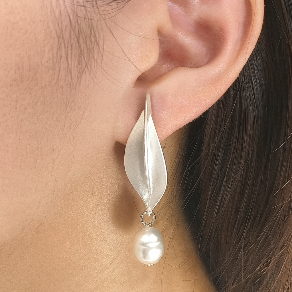 Silver leaf with pearl drop stud earring