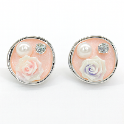 Fancy flower platter with pearl & diamonds stud earring