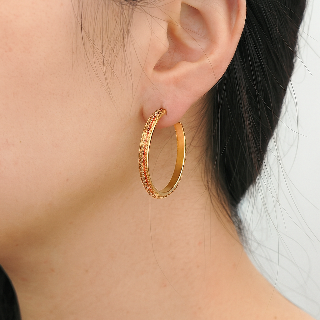 Retro style huggie earring