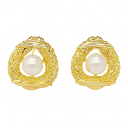 Gorgeous golden heart with pearl inlay stud earring