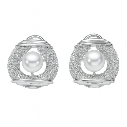 Gorgeous silver heart with pearl inlay stud earring