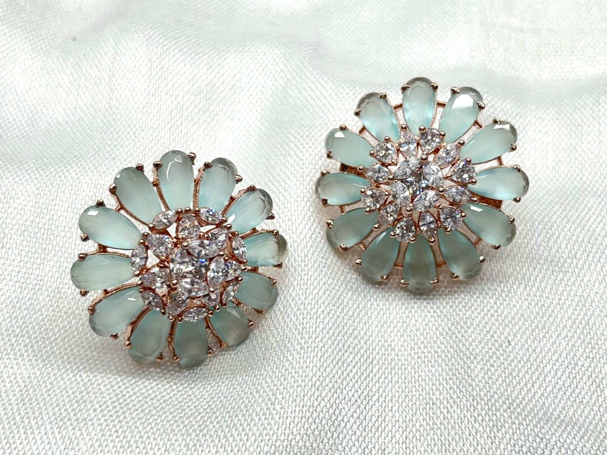 shop Flower design stud earring online