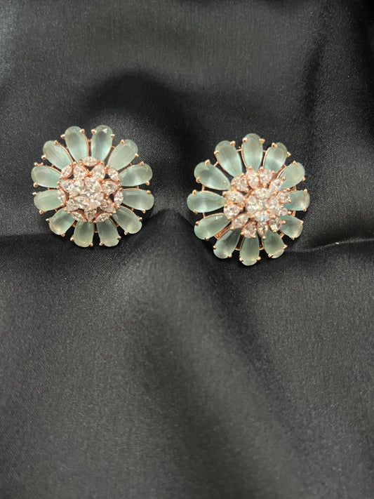 Flower design stud earring