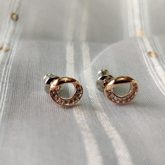 Rose gold shiny stud earring 