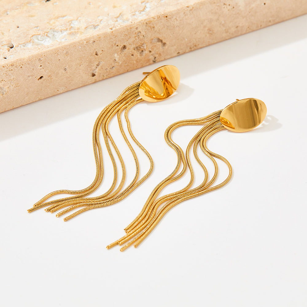 Fancy chain type gold earring