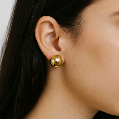 Gold ball stud earring