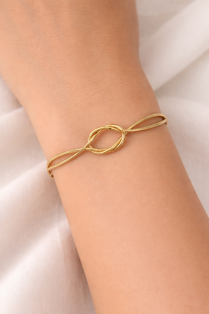Simple Knot Style Gold Chain Bracelets For Girls