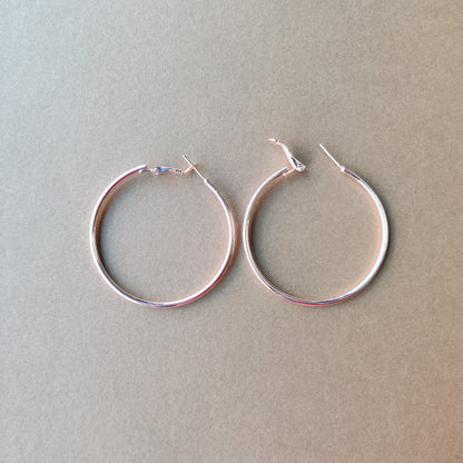 Rose gold large hoop earring