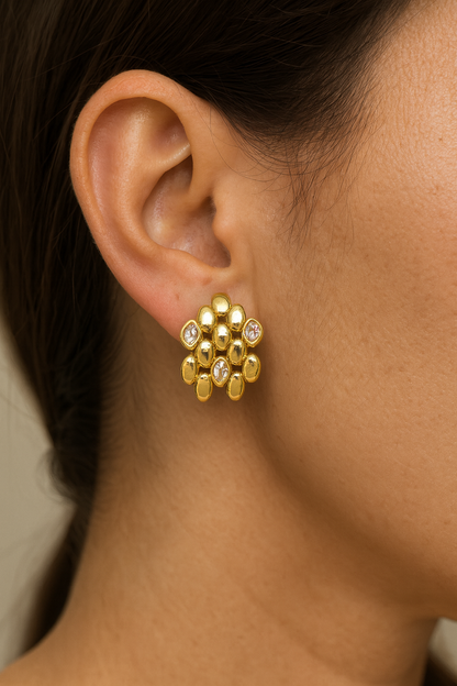 Golden covering pretty stud