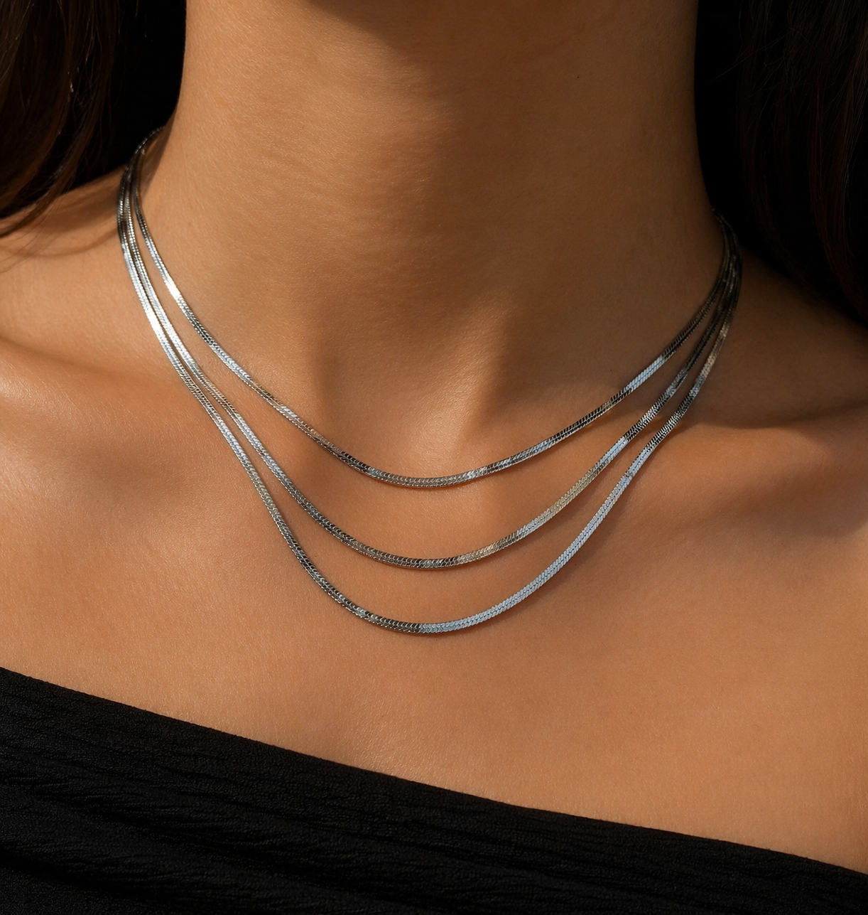 Charming three layer silver chain necklace