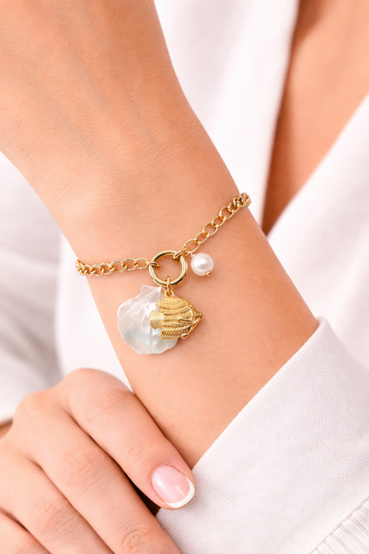 Shell fish design gold chain bracelet