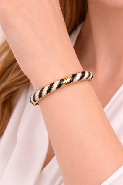 Black And White Colour Bracelet for Girls