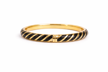 Classic Look Black Colour Kada for Girls
