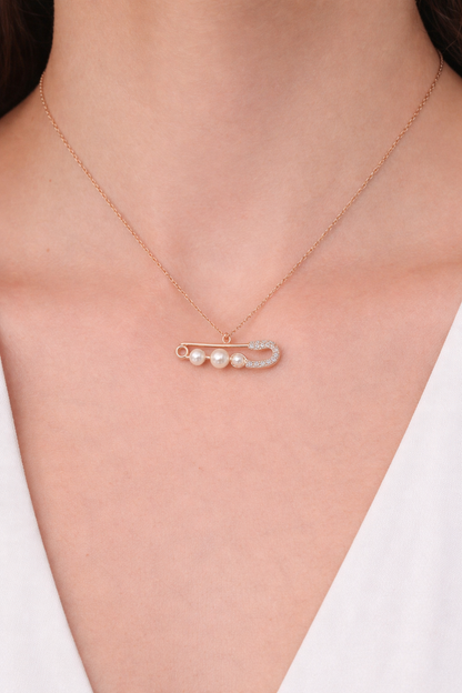 Unique pendent rose gold necklace