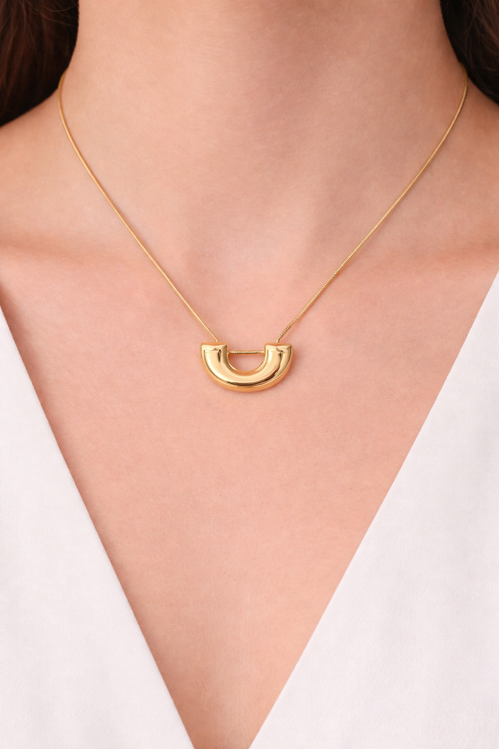 U Shape 18K Gold Pendant For Women