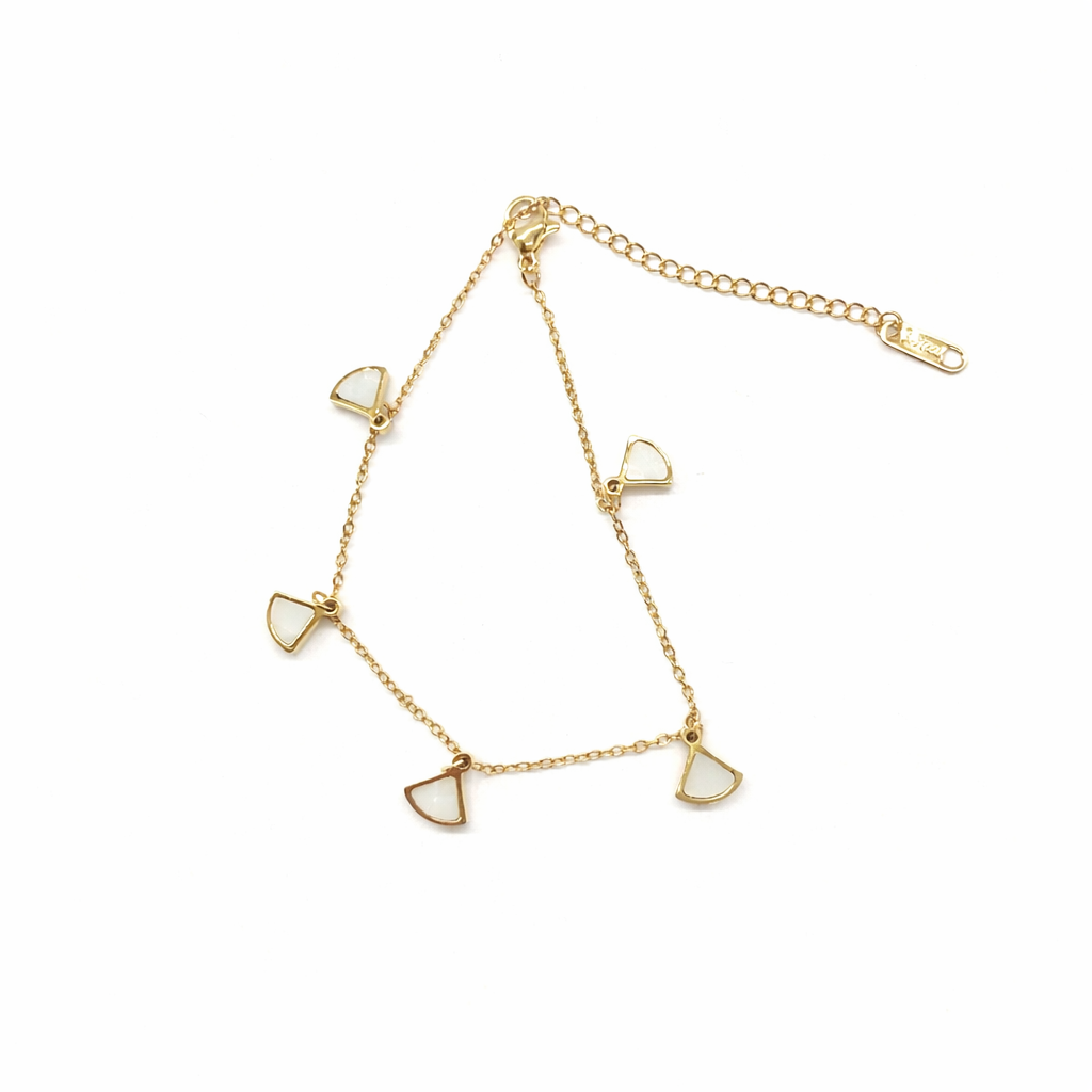 Mother of peals tringle hang bracelet