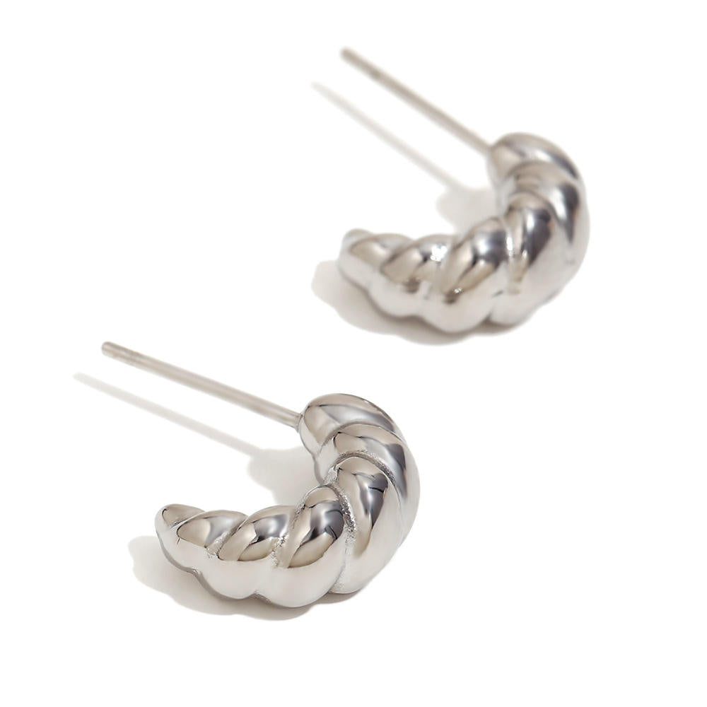 Silver medium stud earring