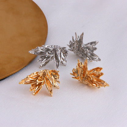 Gold plated Flower design earring stud