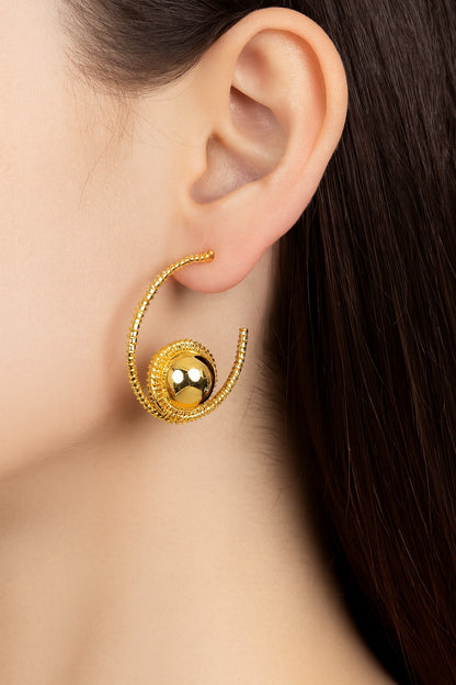 Stylish winding earning with ball