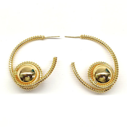 Stylish winding earning with ball