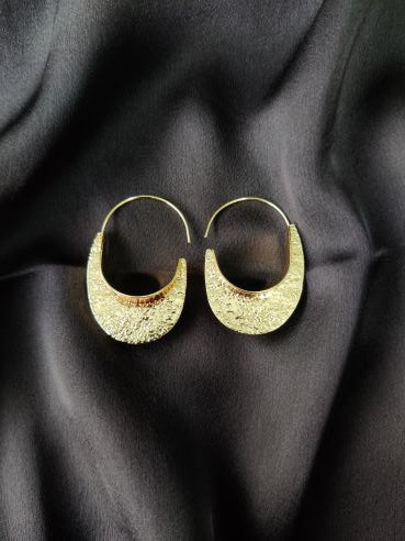 Gold platted long hoop earring