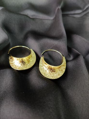 Gold platted long hoop earring