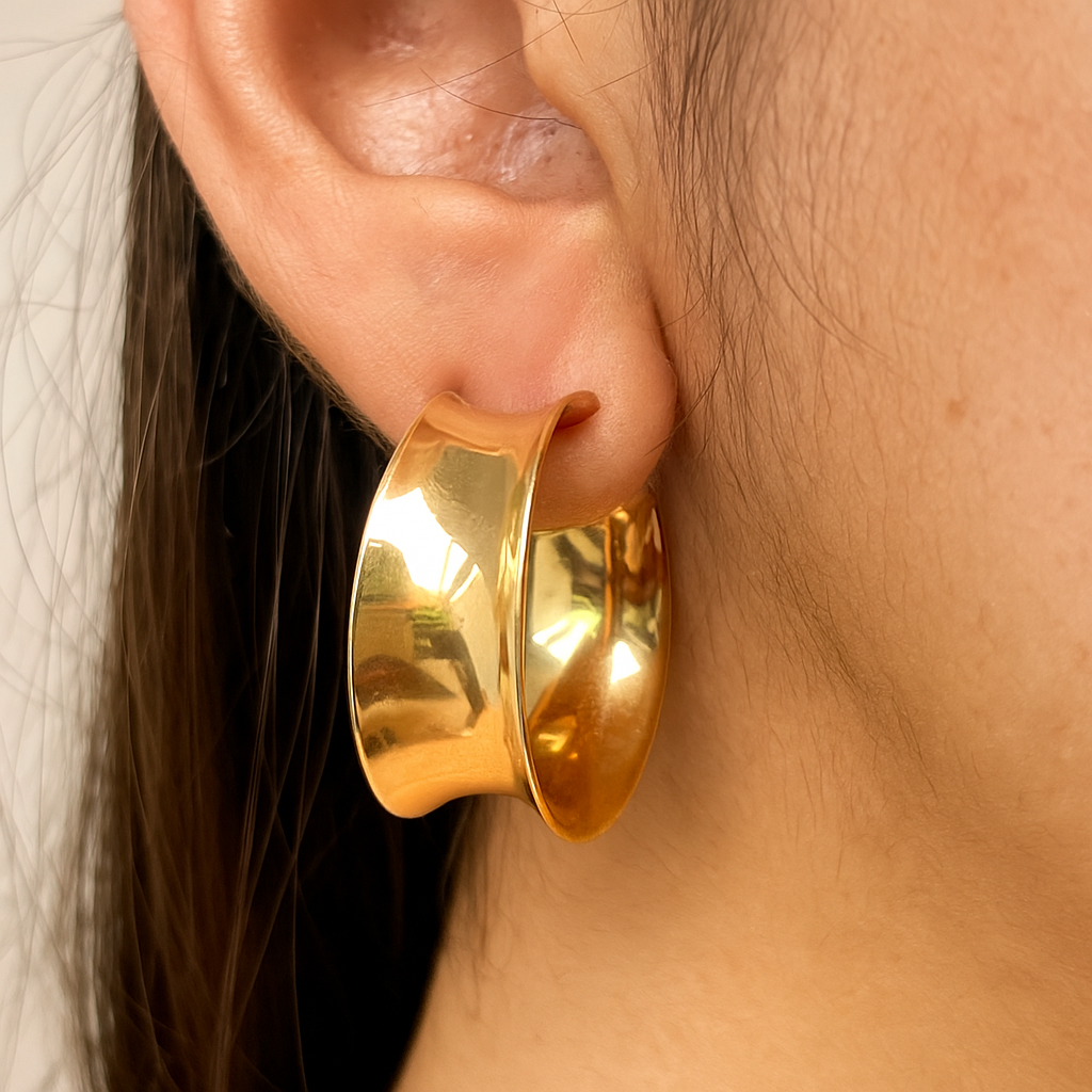 Chunky gold plated cuff earring