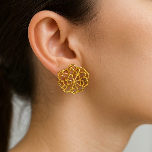 Flower design gold stud earring