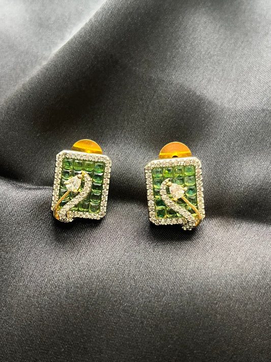 Peridot square gold stud earring 