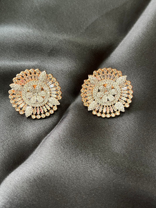 Round shaped rose gold stud earring