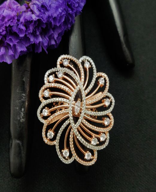 Trendy luxury style rose gold plated with cubic diamonds finger ring for girls