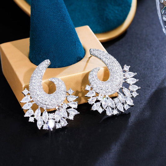 New European style full diamond ear spike earring for girls