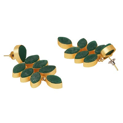 Leaf earring with green stone