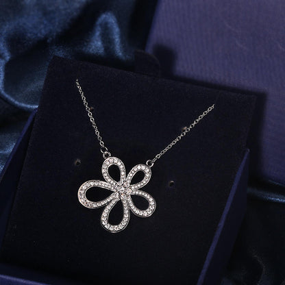 Flower Silver Pedant With Large Size Necklace