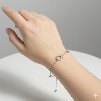 Nova Clover & Star Charm Bracelet