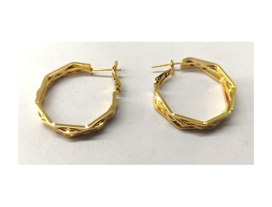 Zigzag shape gold earring